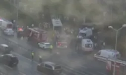 İETT otobüsü duvara çarptı! 2 ölü, 16 yaralı!