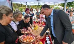 İzmir Bornova'da doğal lezzetler halkla buluşuyor