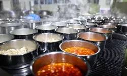 Denizli Büyükşehir'in sıcak sofrası bin yıllık geleneği yaşatıyor