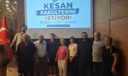 Keşan'ın geleceği için bir araya geldiler... Üniversite, yurt, engelsiz yaşam ve deprem hazırlığı gündemde