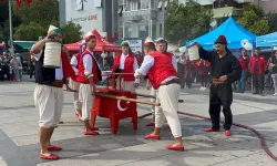 Kocaeli meydanları İtfaiye Haftası'nda renklendi