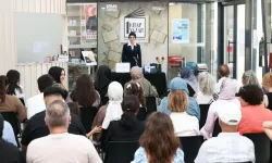 Osmangazi'de yazarları okurlarıyla bir araya getiren buluşmalar