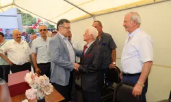 Trabzon'da Başkan Genç vatandaşlarla buluştu