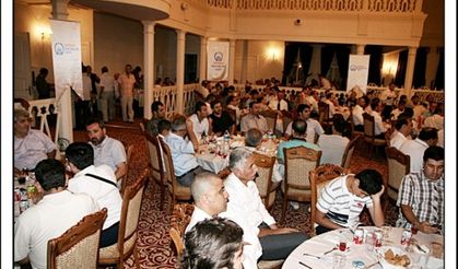 İşadamları GİV iftarında buluştu