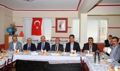 Başkan Altunay Muhtarlarla Buluştu