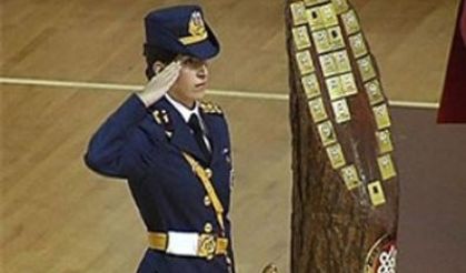 Kızlar da askerlik eğitimi alsın önerisi