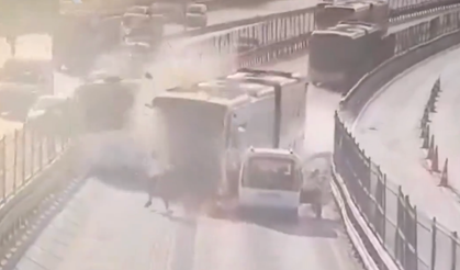 Metrobüs kazasının bulunduğu noktada kaza öncesi geçiş görüntüsü