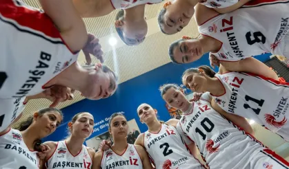 Başkent İz Kadınları yarı finalde