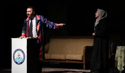 28 Şubat tiyatroyla anlatıldı