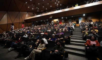 Tiyatro tutkunları Beylikdüzü'nde buluşuyor