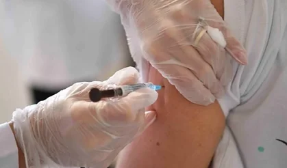 Yaşlanan nüfusta aşılamanın önemi artıyor... 65+ yaş aşıları hayati önemde