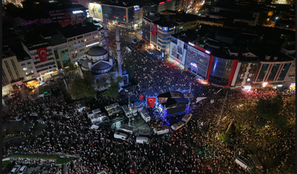 Gaziosmanpaşa'da 30 Ağustos Zafer Bayramı Coşkusu... 200 bin kişi İstiklal Marşını okudu!