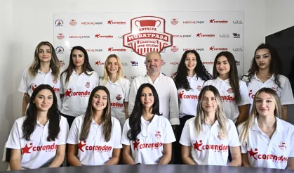 Muratpaşa'nın Sultanları yeni sezon için imza attı...