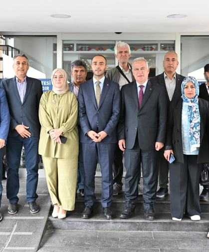 Gaziosmanpaşa'da AKP'den cezaevindeki Hakan Bahçetepe'ye sert eleştiri