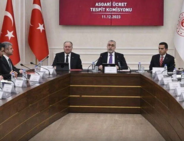 Asgari Ücret kaç lira olacak? Komisyonda 4 işçi var