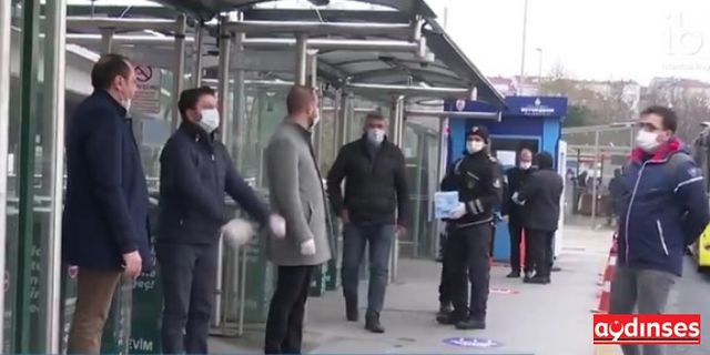 İBB toplu taşıam araçlarında 100 bin maske dağıttı