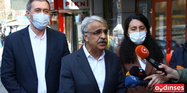 HDP'li Sancar Sol Parti’yi ziyaret etti