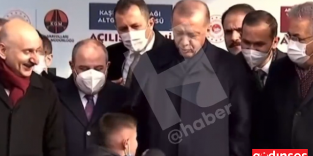 Bunu da görecektik! Erdoğan'ın mikrofonu verdiği çocuk Kılıçdaroğlu'na Hain dedi...