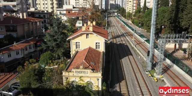 Kadıköy'de 'Tarihi Tren İstasyonları Halkındır' imza kampanyası