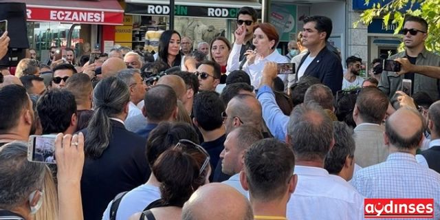 Meral Akşener'e Beşiktaş Çarşı'da esnafı sorunların dinledi