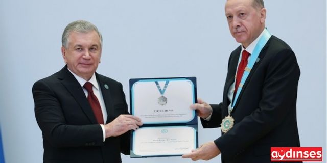 Cumhurbaşkanı Erdoğan'a, Semerkant'ta "Türk Dünyası Ali Nişanı" verildi    