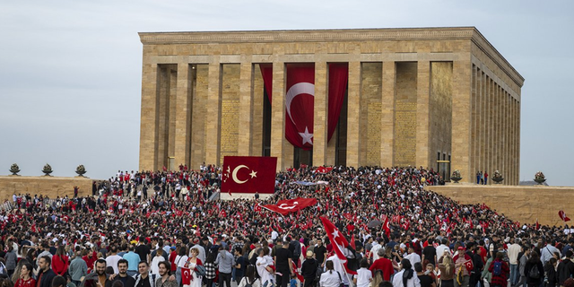 Cumhuriyetin 100. yılında Anıtkabir’e rekor ziyaret