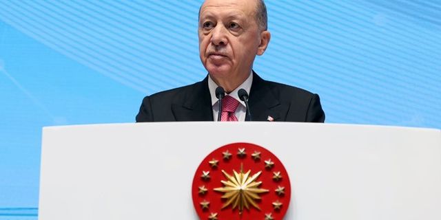 Erdoğan: İdealimizde ülkemzi  darbe anayasasından kurtarmak var