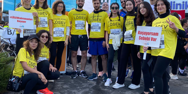 Koşar Adım Lösev Takımı, Lösemili Çocuklar Haftası'nda Farkındalık için koştu