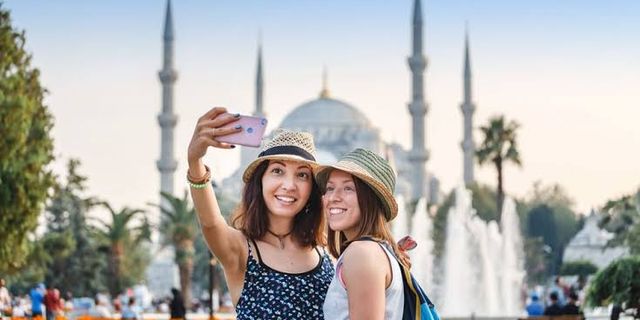 Türkiye Turizm Sektörü 2023 yılını 2022'ye göre 10 üzerinde pozitif seyirde geçirdi