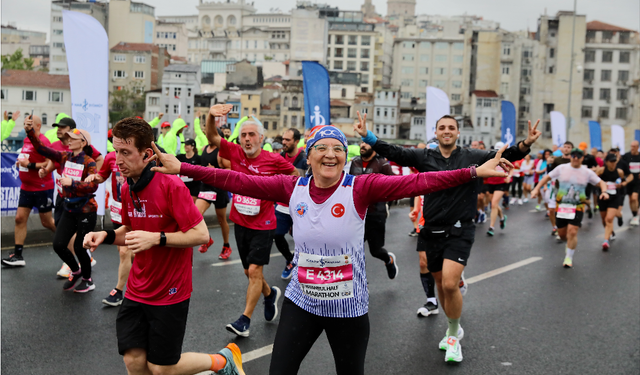 19. İstanbul Yarı Maratonu'na rekor katılım