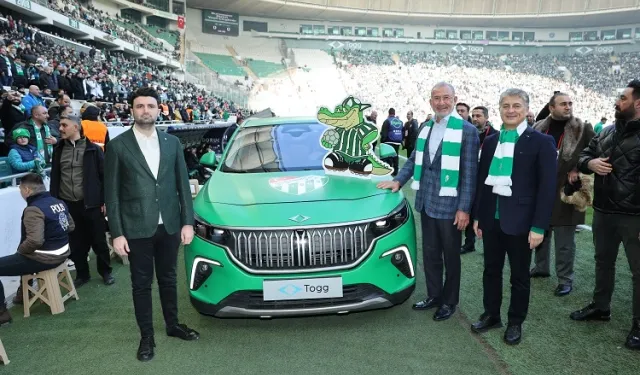 Togg, Bursaspor’un tribün ve şort sponsoru oldu