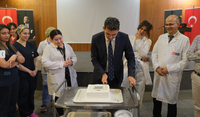 Prof. Malbora'nın 500'üncü Kemik İliği Nakli ödüllendirildi...