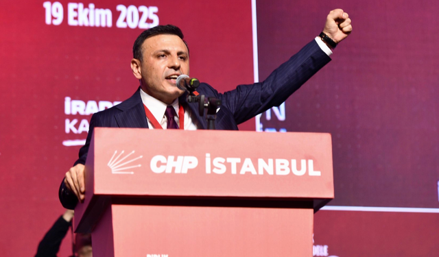 Özgür Çelik,  yeniden CHP İstanbul İl Başkanı seçildi