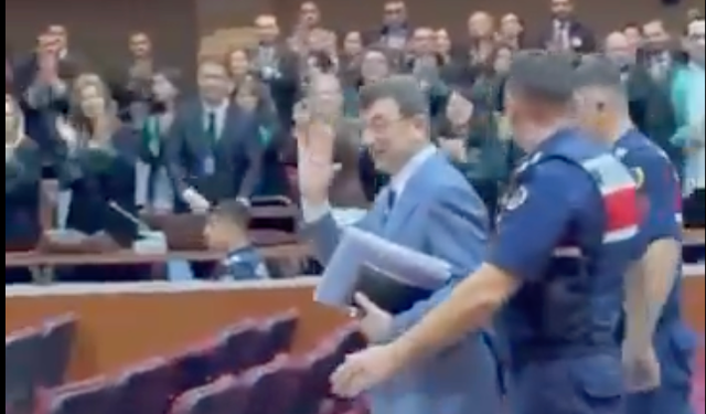 İmamoğlu'nun diploma davası 8 Aralık'a ertelendi