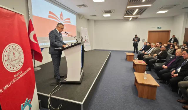 Bursa'da lise öğrencileri 'Geleceğe Yapay Zeka ile Hazırlan' programında buluştu