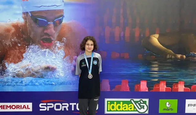 Çayırovalı yüzücüden 4 madalya birden