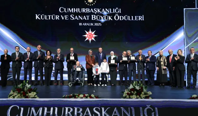 Cumhurbaşkanlığı büyük ödülleri sahiplerini buldu... Erdoğan'dan kültür ve sanat vurgusu