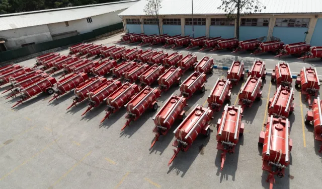 İzmir Büyükşehir'in kırsaldaki tankerleri ormanları kurtarıyor