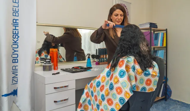 İzmir'de kadınlara mobil kuaför ve eğitim hizmeti