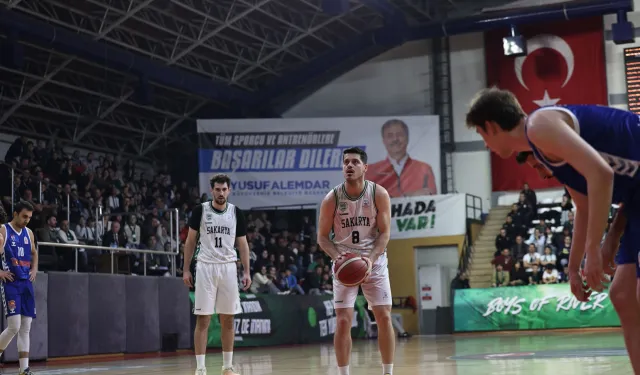 Sakarya Büyükşehir Basketbol Kütahya'da parkeye çıkıyor