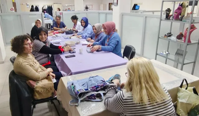 Trabzon Büyükşehir'den bin 811 kursiyere ücretsiz eğitim