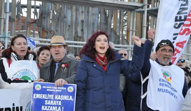 CHP : Emeklileri açlığa mahkum ettirmeyeceğiz