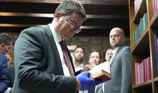 Bursa Osmangazi'den Tanpınar'a 24 yıllık vefa