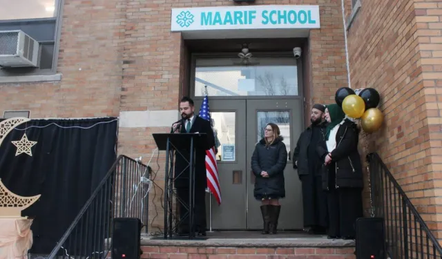 New Jersey'de ilk... Bloomfield'da Ramazan hilali Maarif Okulu'nda aydınlatıldı