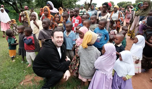 Özgür Aras'tan Afrika'ya umut taşıyan yolculuk