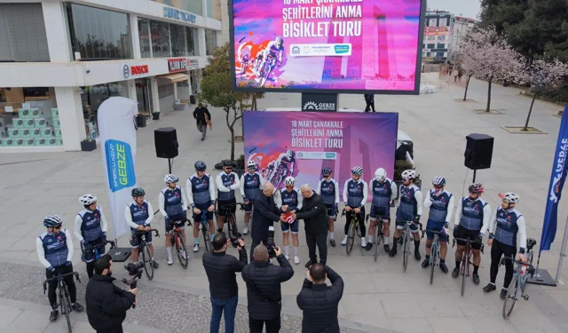 Kocaeli Gebze'den Çanakkale'ye 450 kilometrelik vefa yolculuğu