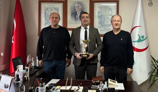 Masa tenisinde şampiyon Keşan İlçe Sağlık