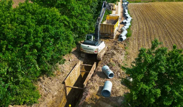Sakarya'da atık su altyapısı 5 bin metrelik yeni hat ile güçleniyor