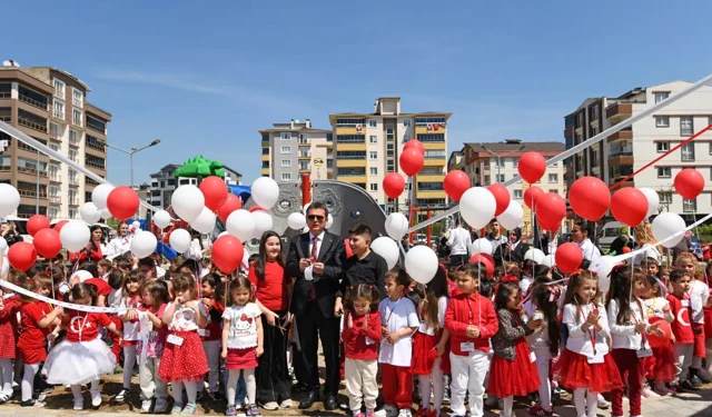 Bursa Osmangazi'de söz de karar da çocukların