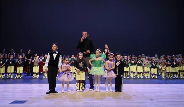 23 Nisan etkinlikleri miniklerle başladı